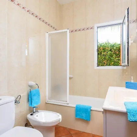 Mikel 3 Bedroom Villa, Cala'n Bosch Cala en Bosch