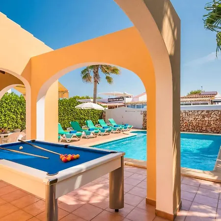 Mikel 3 Bedroom Villa, Cala'n Bosch Villa Cala en Bosch