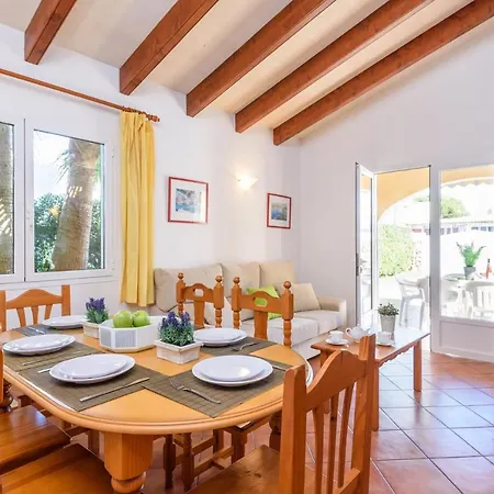 Mikel 3 Bedroom Villa, Cala'n Bosch *