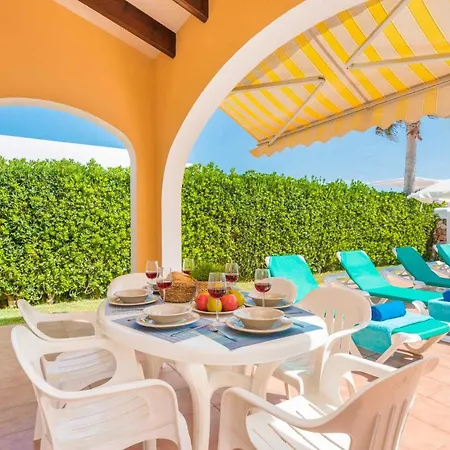 Mikel 3 Bedroom Villa, Cala'n Bosch Villa